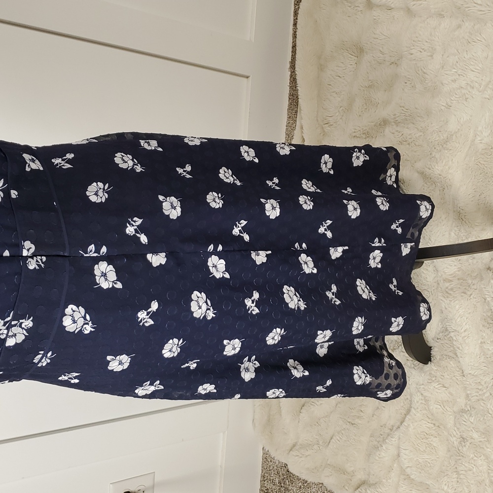 Ann Taylor Navy Blue Floral Swiss Dot Dress 4 Sleeveless - Picture 6 of 14